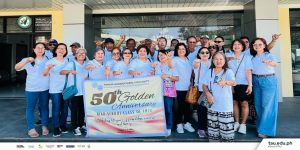 𝐂𝐀𝐏𝐓𝐔𝐑𝐄𝐃 𝐈𝐍 𝐋𝐄𝐍𝐒 | 𝐔𝐧𝐢𝐯𝐞𝐫𝐬𝐢𝐭𝐲 𝐕𝐢𝐬𝐢𝐭 𝐨𝐟 𝐓𝐀𝐔 𝐇𝐢𝐠𝐡 𝐒𝐜𝐡𝐨𝐨𝐥 𝐁𝐚𝐭𝐜𝐡 𝟏𝟗𝟕𝟔